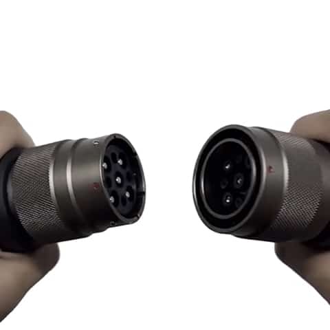 Adapter zum Anschluss an unser Multi-Adapter-Ladegerät
